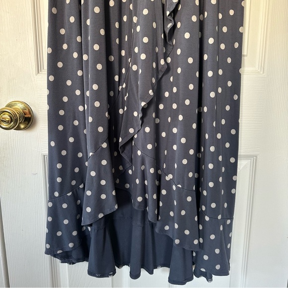 Isabel Maternity Dusty Blue Maternity Dress with Pale White Polka Dots | Size M - Picture 4 of 8